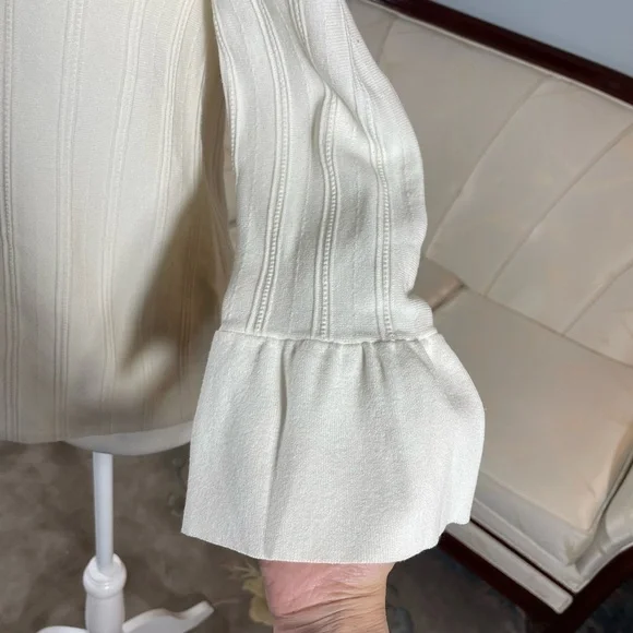 Anne Taylor Ribbed Knit Top - Picture 6 of 8